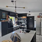 Maison Bord De *