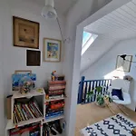 Maison Bord De *