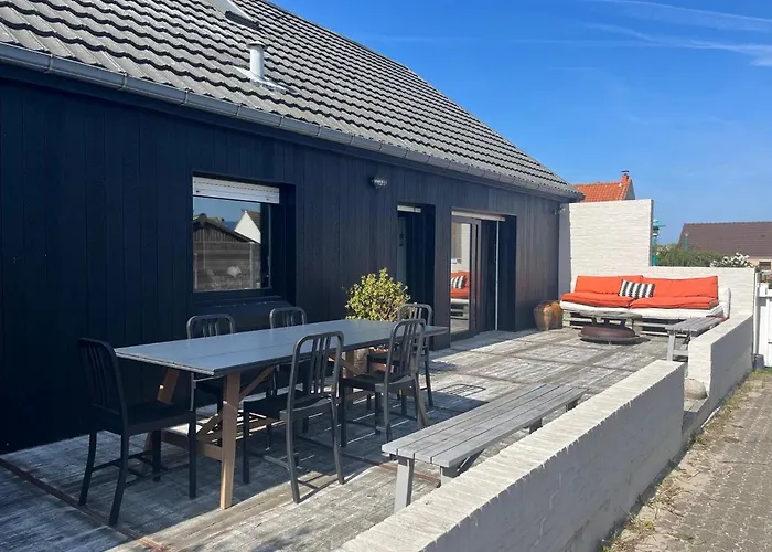 Maison Bord De Zuydcoote